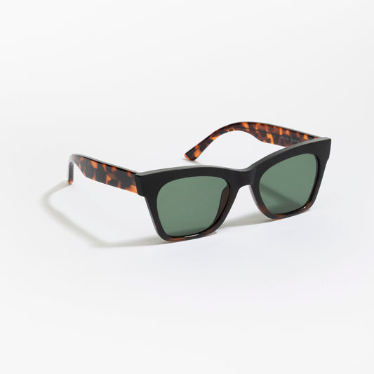 Cain & Co Monochrome