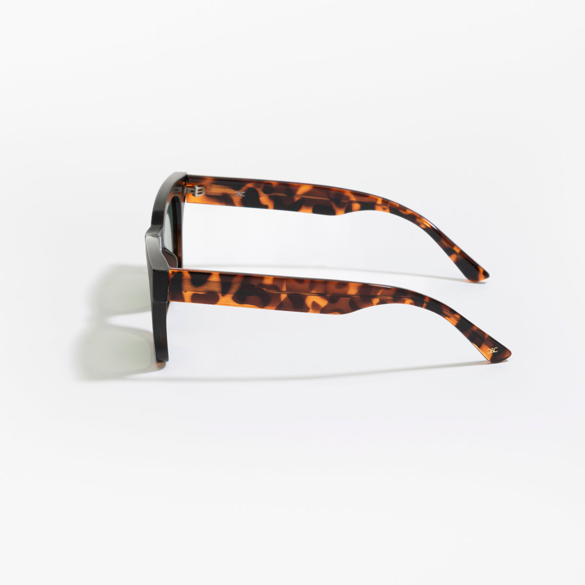 Cain & Co Monochrome